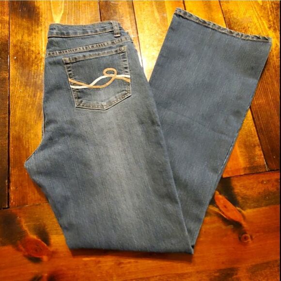 Bogari Jeans Size 10 Bootcut Euc - Picture 1 of 4